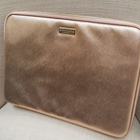 gold laptop case
